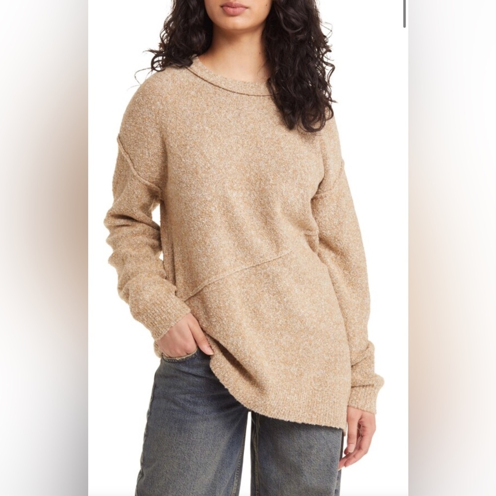 Open Edit Asymmetric Hem Bouclé
Sweater , NWT , size S